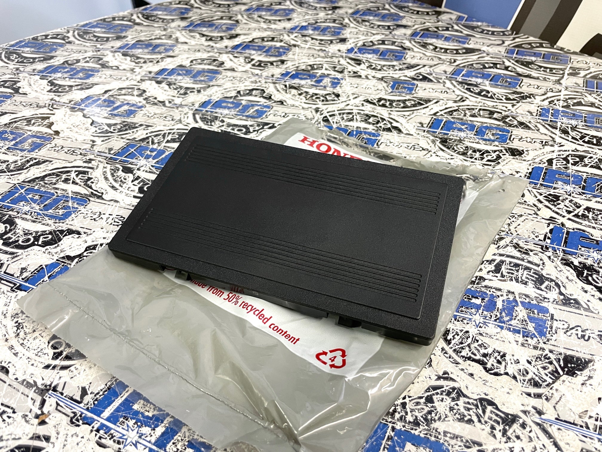 OEM Honda / Acura Double Din Radio Delete Plate – IPGparts