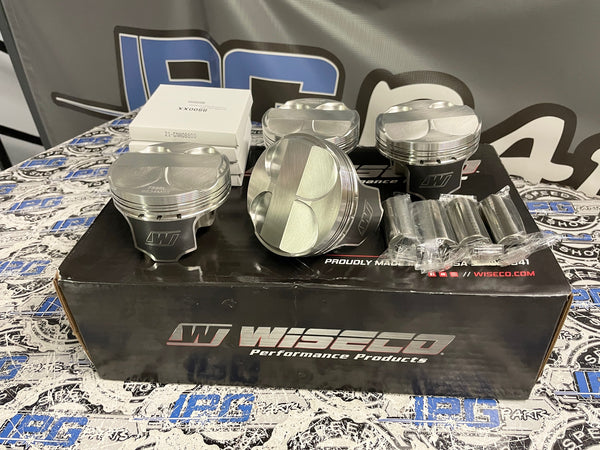 Wiseco Pistons with 13:1 Compression Ratio for the Honda K24 Block, K20 Head K20/K24