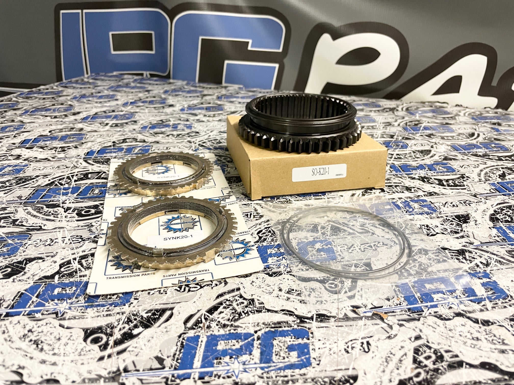 s*i様 フローズン・ギア(コングラバージョン) Synchrotech 1st-2nd Carbon Synchro Sleeve Set Fits Honda K20 K20A