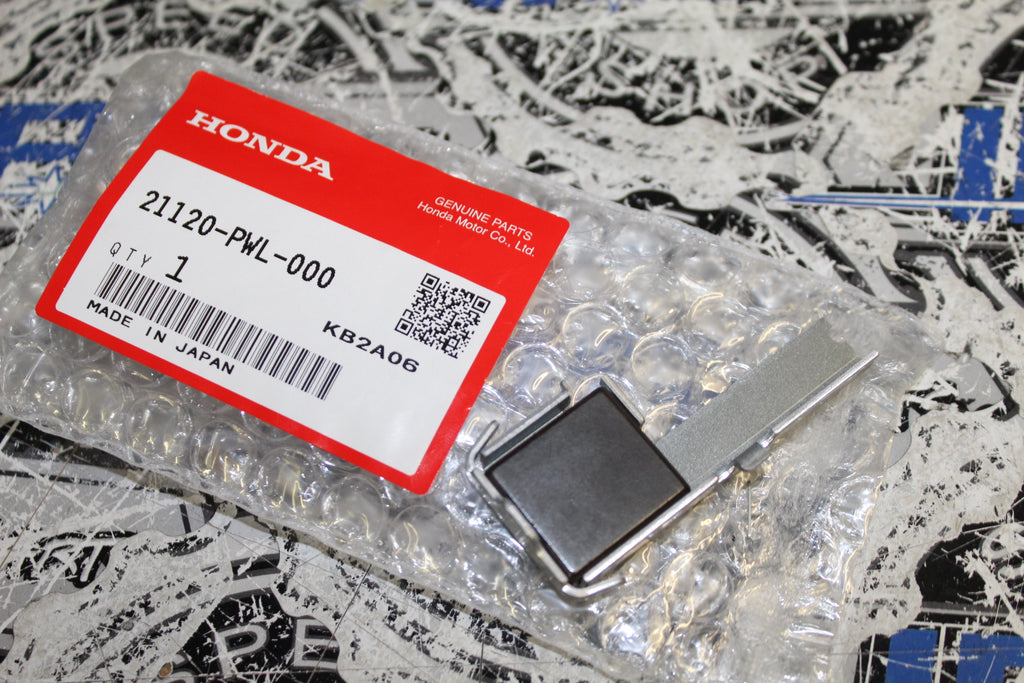 Genuine Honda Transmission Magnet – Fits K20 / K24 Series Manual Gearboxes (K20a, K24a2, Etc.)